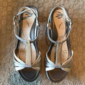 Abeo sandals EUC size 9